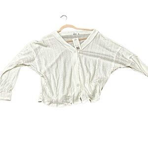 WOMENS CABLE KNIT WHITE SWEATER
